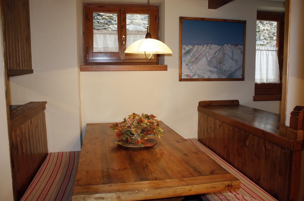 Apartamentos Valle De Aran Mont Ruang foto