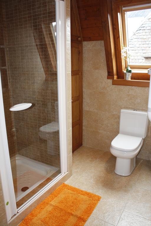Apartamentos Valle De Aran Mont Ruang foto